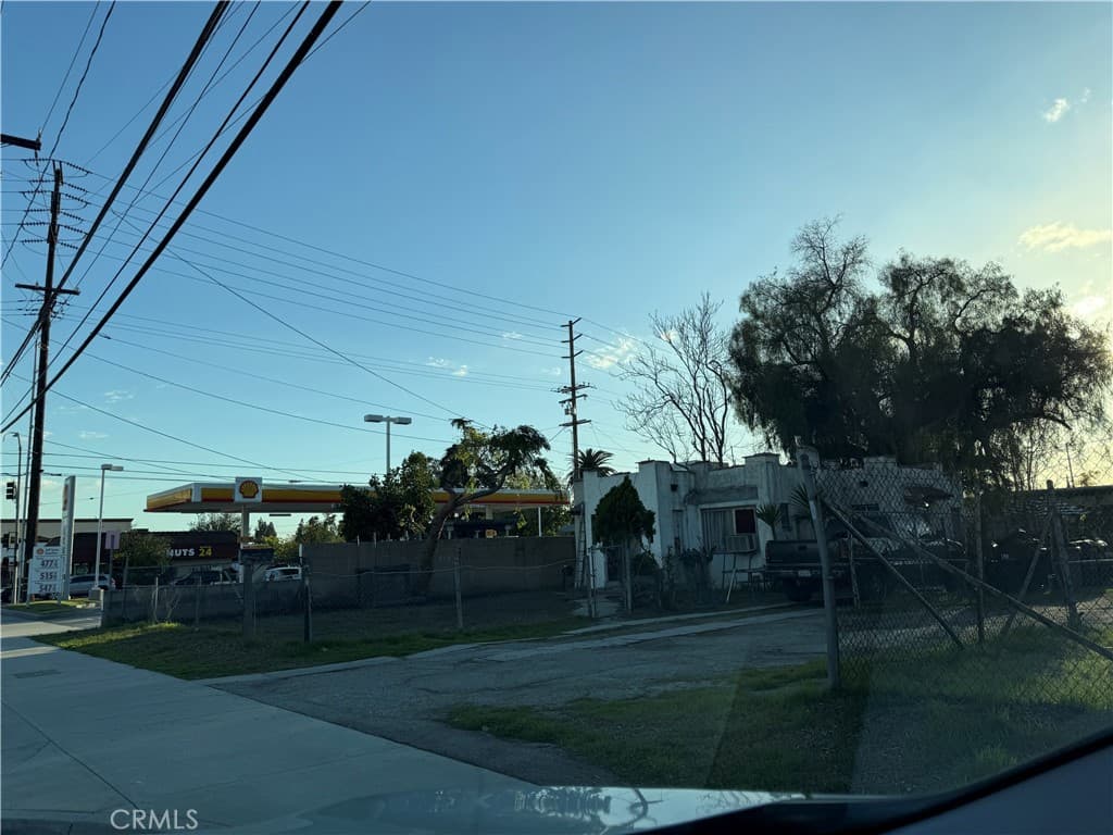 Home at 4413 Maine, Baldwin Park — photo 5 of 5