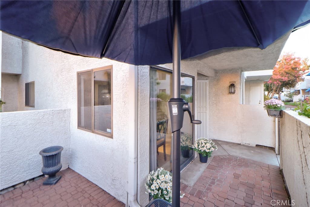 Townhouse at 652 Park Shadow Court 39, Baldwin Park — photo 7 of 12