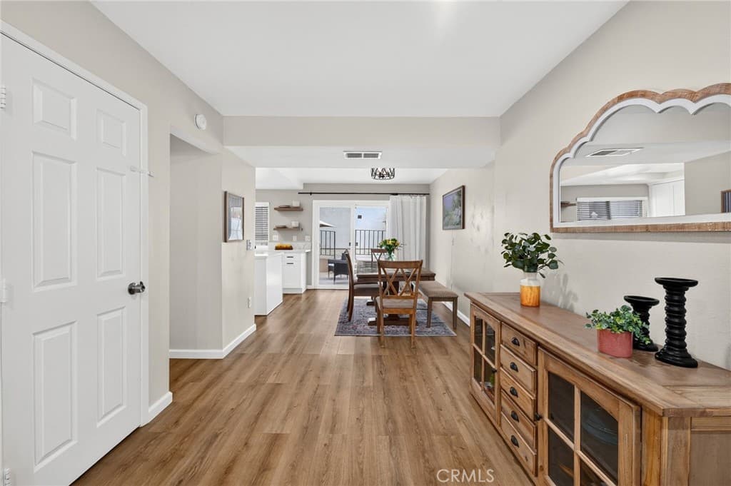 Townhouse at 1285 Tarryglen Ln, San Dimas — photo 8 of 12