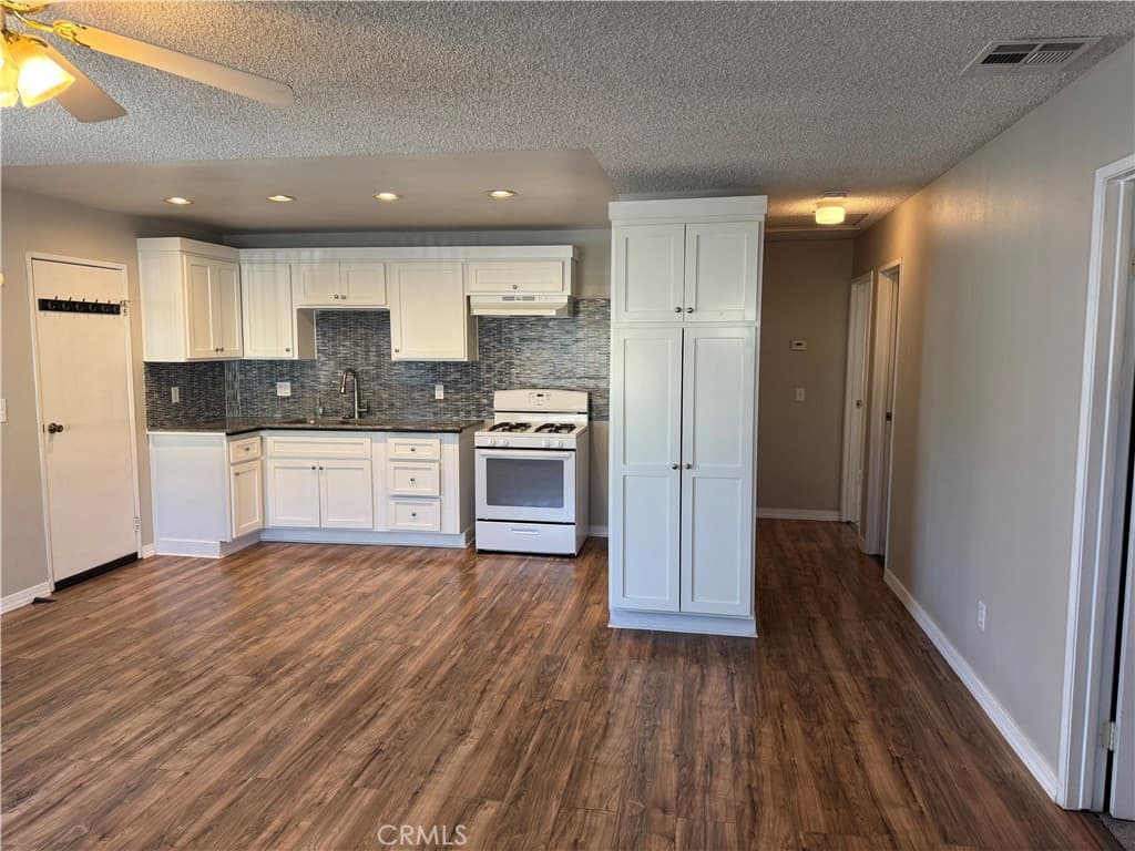 Multi-Family at 234 W 4th, Azusa — photo 10 of 12