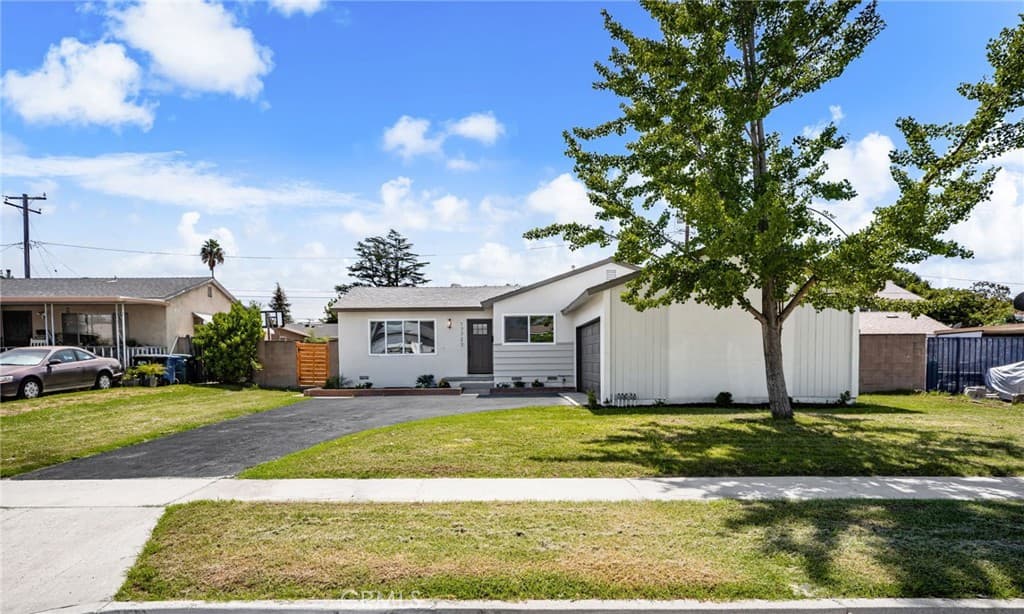 Home at 17722 E Benbow Street, Covina — photo 5 of 12
