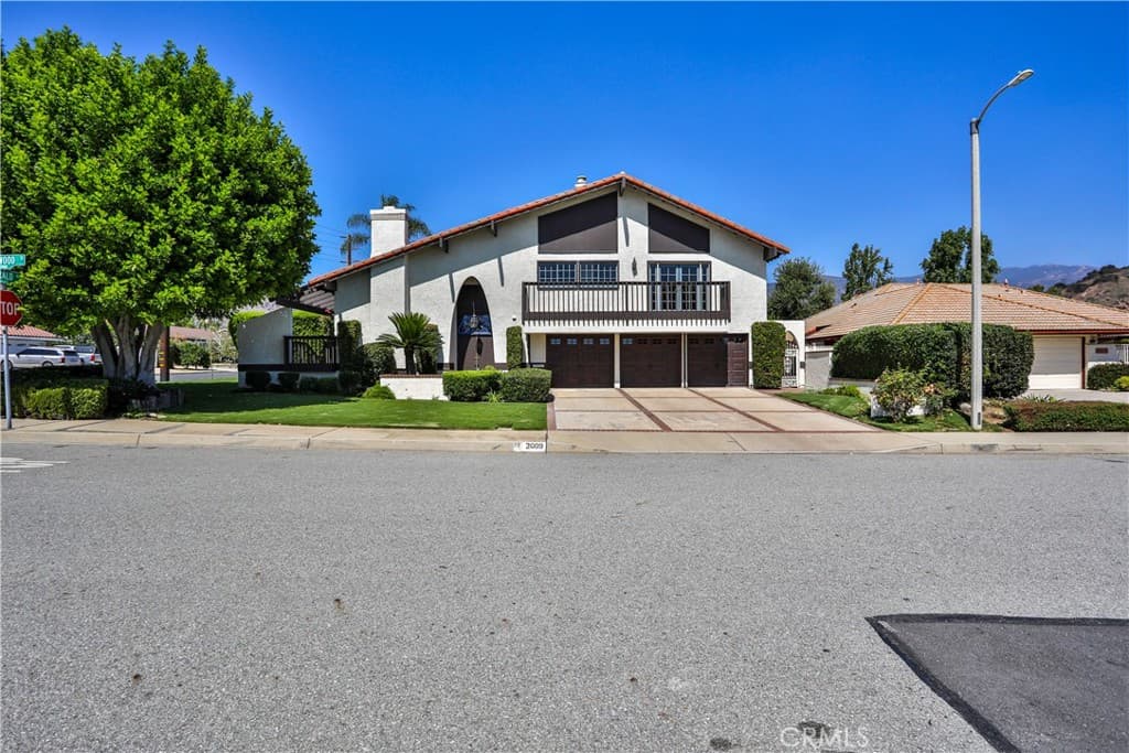 Home at 2009 VINEWOOD Street, La Verne — photo 4 of 12