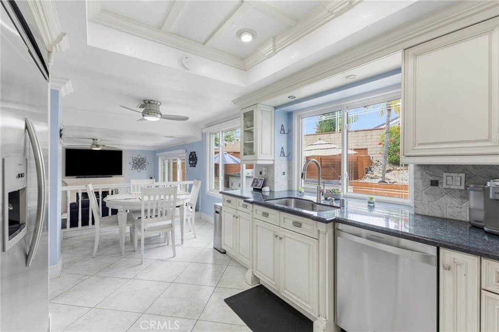 Home at 108 Magnolia, Walnut — photo 8 of 12