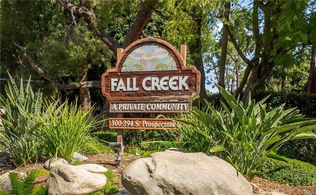 Condo at 318 S Prospectors 44, Diamond Bar — photo 4 of 12