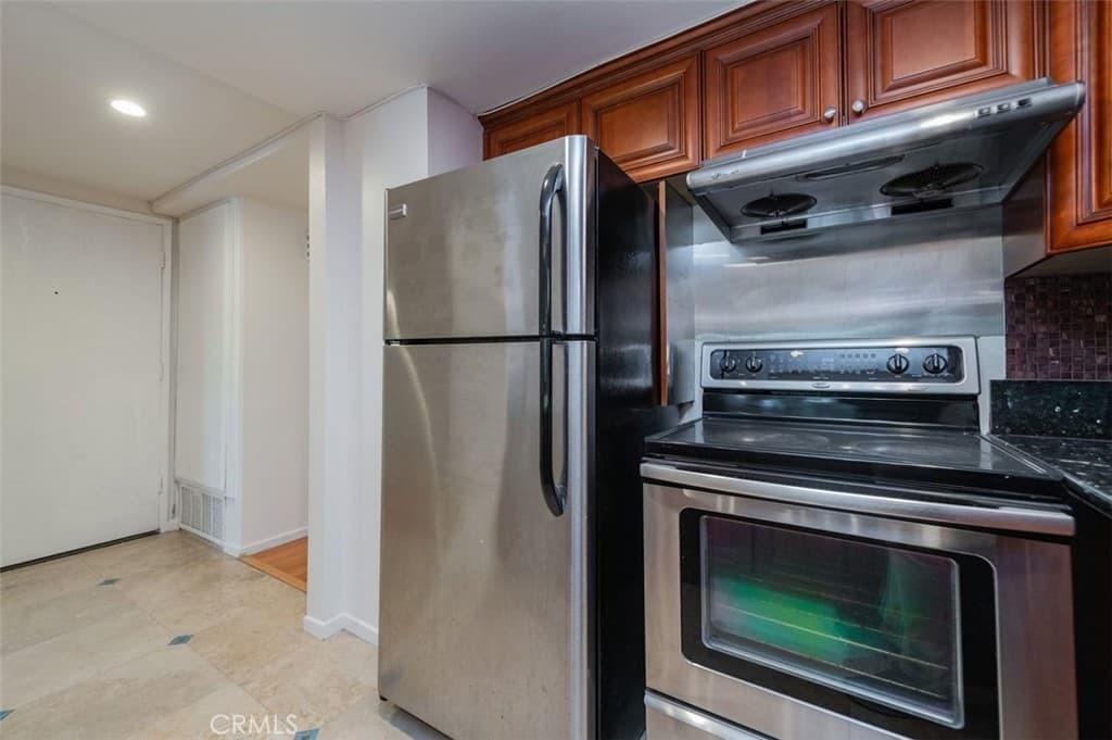 Condo at 318 S Prospectors 44, Diamond Bar — photo 7 of 12