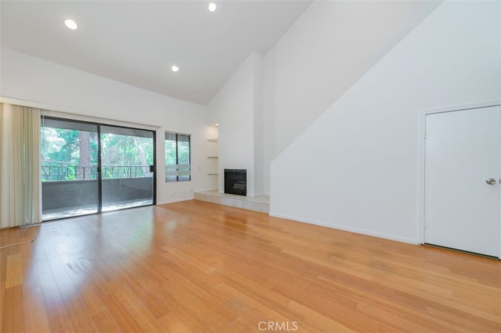 Condo at 318 S Prospectors 44, Diamond Bar — photo 9 of 12