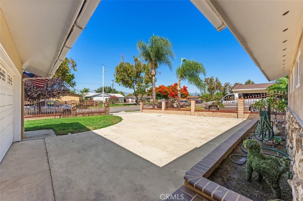 Home at 308 Clintwood, La Puente — photo 3 of 12
