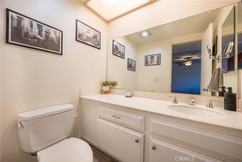 Townhouse at 15728 Newton, Hacienda Heights — photo 7 of 12