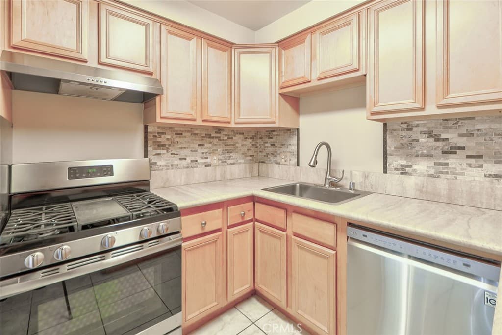 Condo at 1375 Cypress, San Dimas — photo 4 of 12