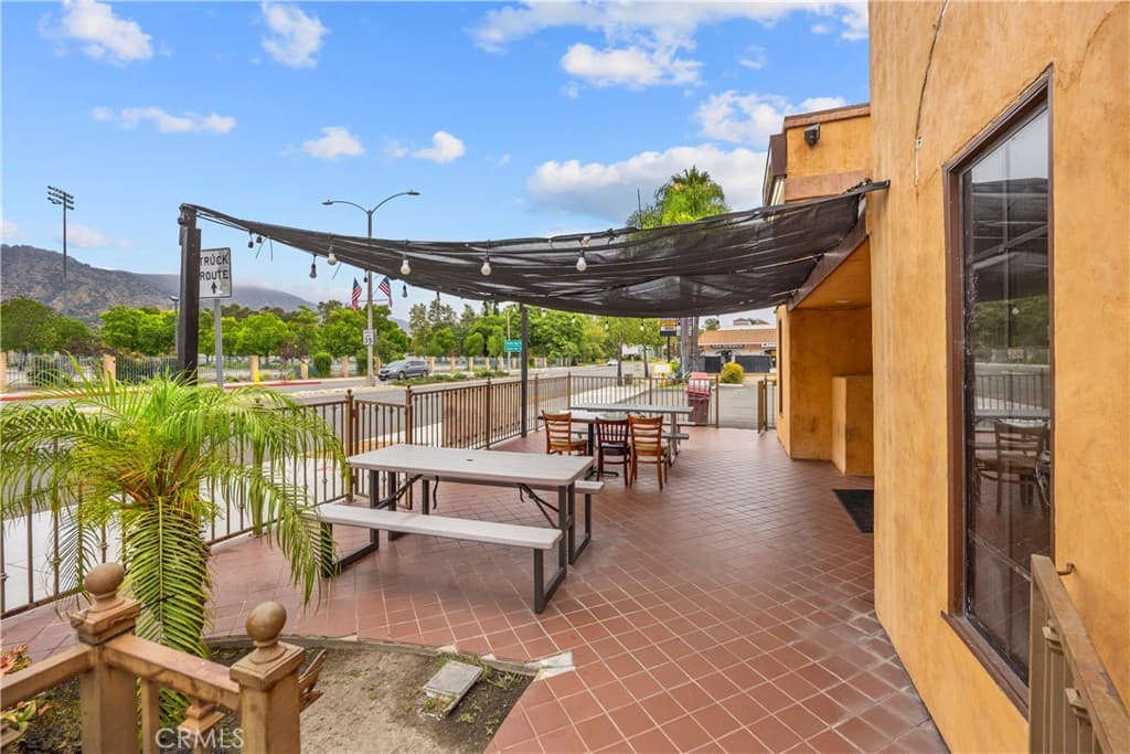 Commercial at 600 E Foothill Boulevard, Azusa — photo 5 of 12