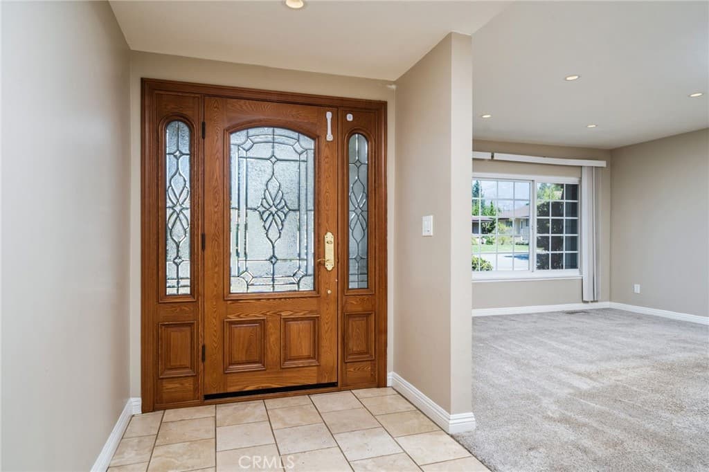 Home at 952 Occidental Drive, Claremont — photo 3 of 12
