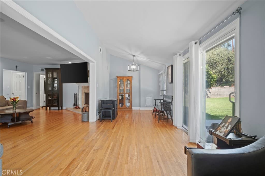 Home at 609 E Bennett Avenue, Glendora — photo 8 of 12