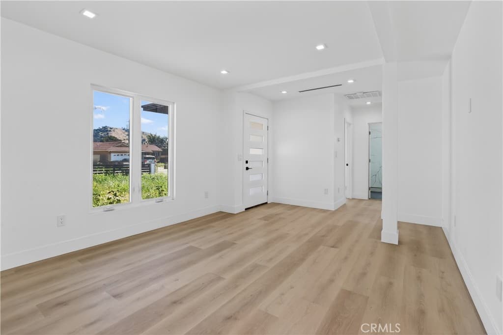 Home at 2485 Kellogg Park, Pomona — photo 2 of 4