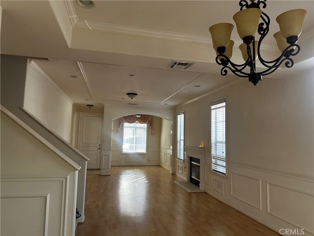 Townhouse at 421 El Dorado St Unit #B, Arcadia — photo 4 of 12