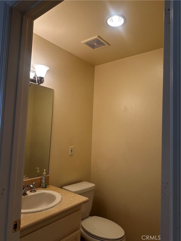 Townhouse at 421 El Dorado St Unit #B, Arcadia — photo 6 of 12