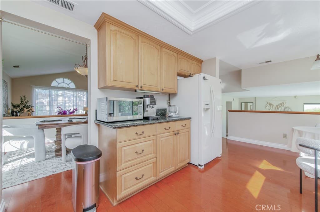 Home at 930 Crystal Water, Walnut — photo 10 of 12