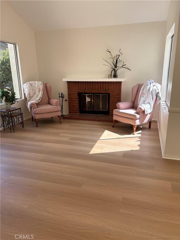 Home at 310 Sun Rose Street, La Verne — photo 4 of 12