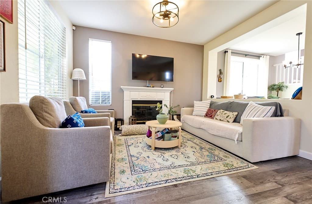 Home at 2080 New Haven, Claremont — photo 11 of 12