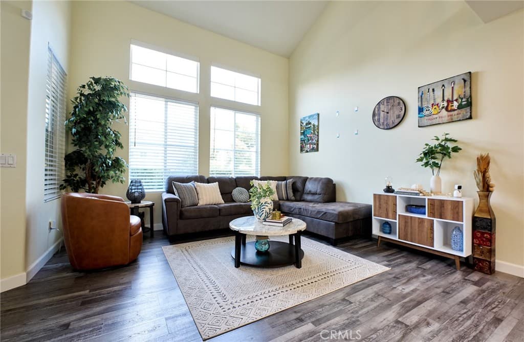 Home at 2080 New Haven, Claremont — photo 4 of 12