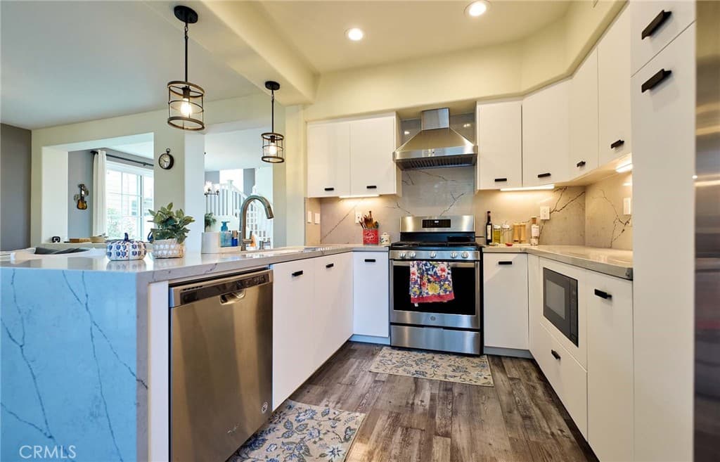 Home at 2080 New Haven, Claremont — photo 9 of 12
