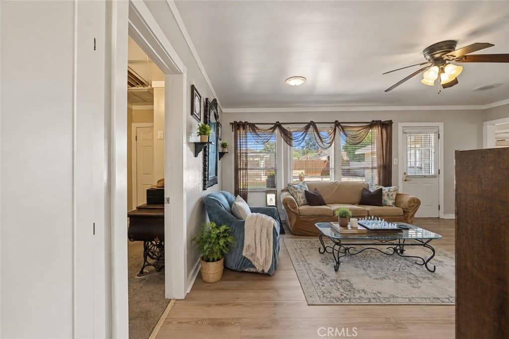 Home at 352 N Westridge Avenue, Glendora — photo 11 of 12