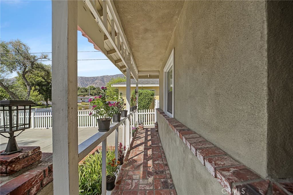 Home at 352 N Westridge Avenue, Glendora — photo 8 of 12