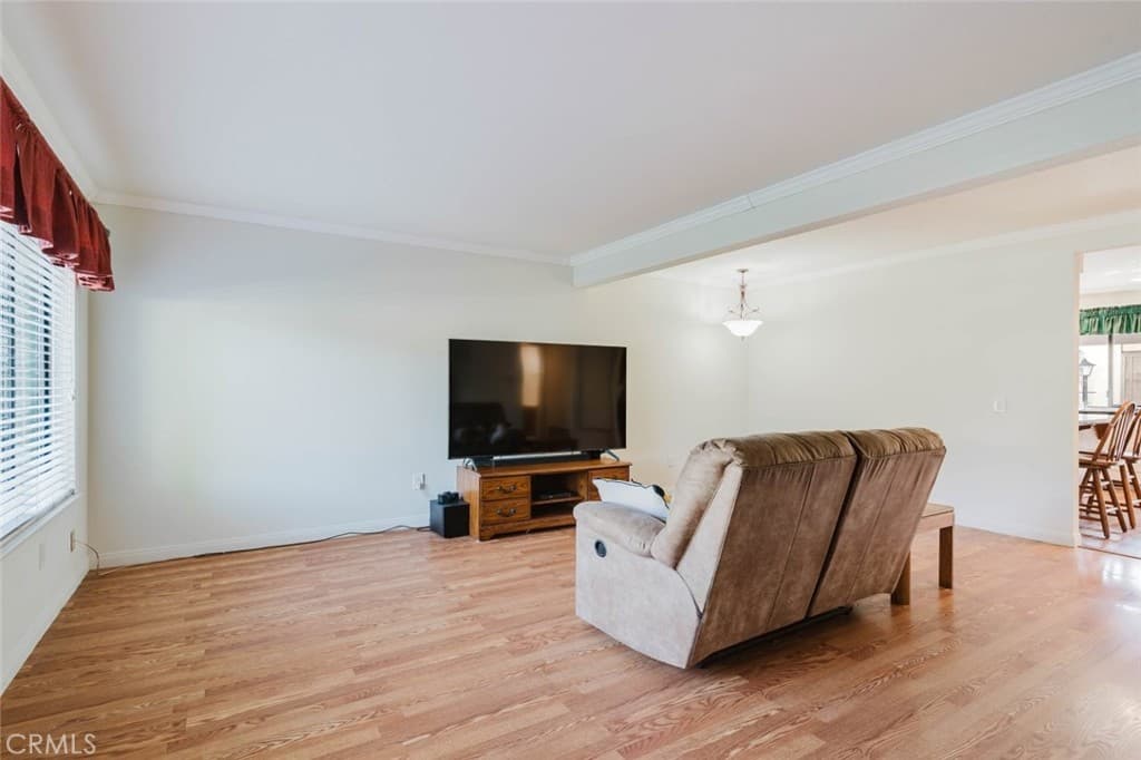 Townhouse at 702 Knollwood Lane, San Dimas — photo 3 of 12