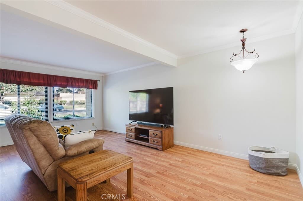 Townhouse at 702 Knollwood Lane, San Dimas — photo 8 of 12