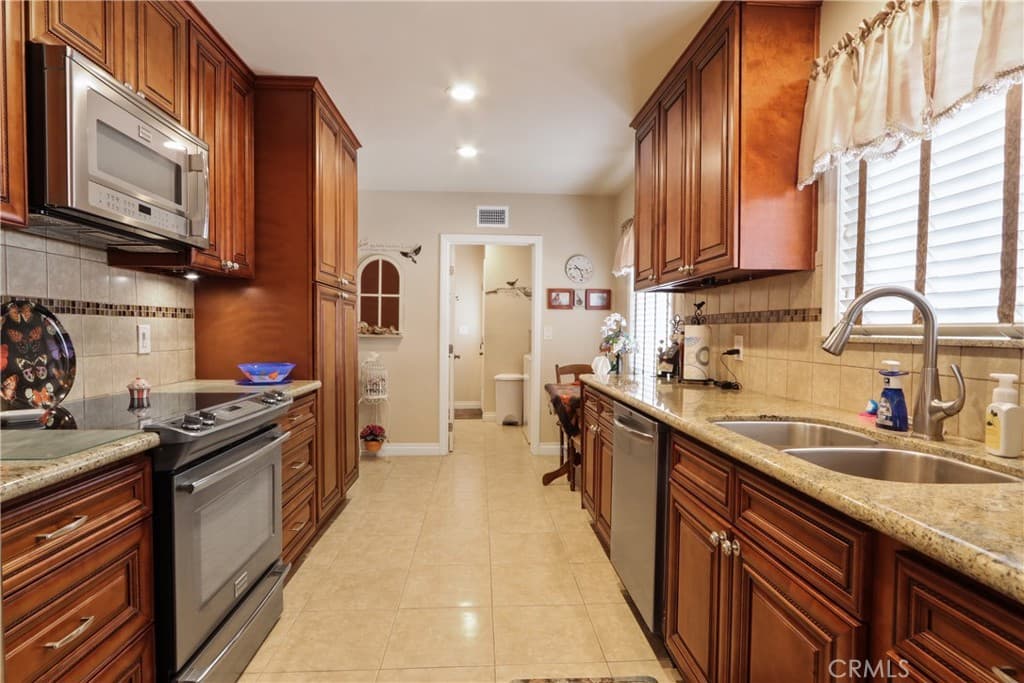 Home at 1240 E Rowland, West Covina — photo 10 of 12