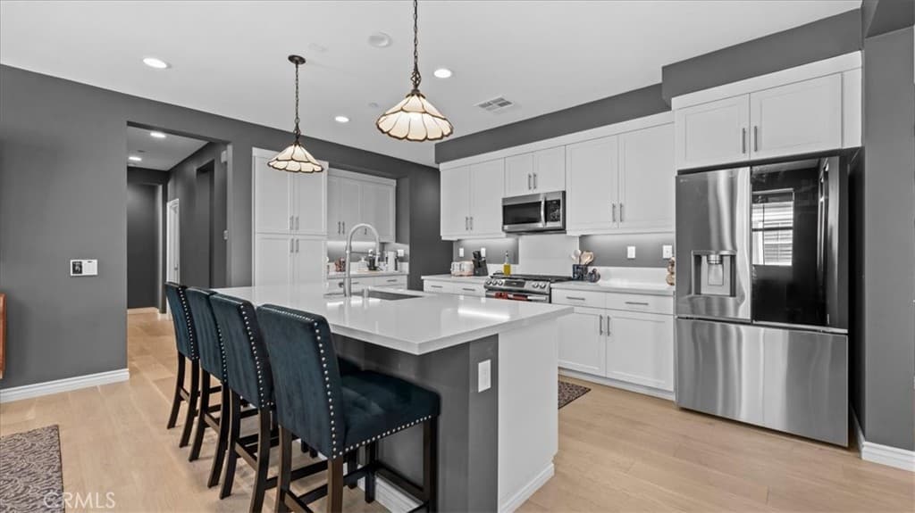 Townhouse at 102 Fayette Court, Claremont — photo 11 of 12