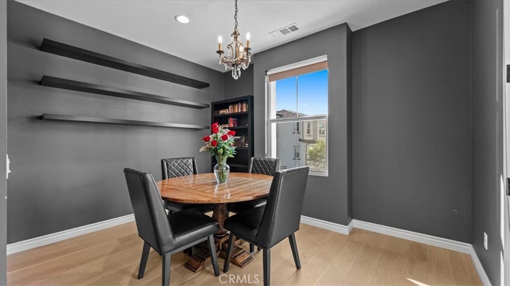 Townhouse at 102 Fayette Court, Claremont — photo 8 of 12