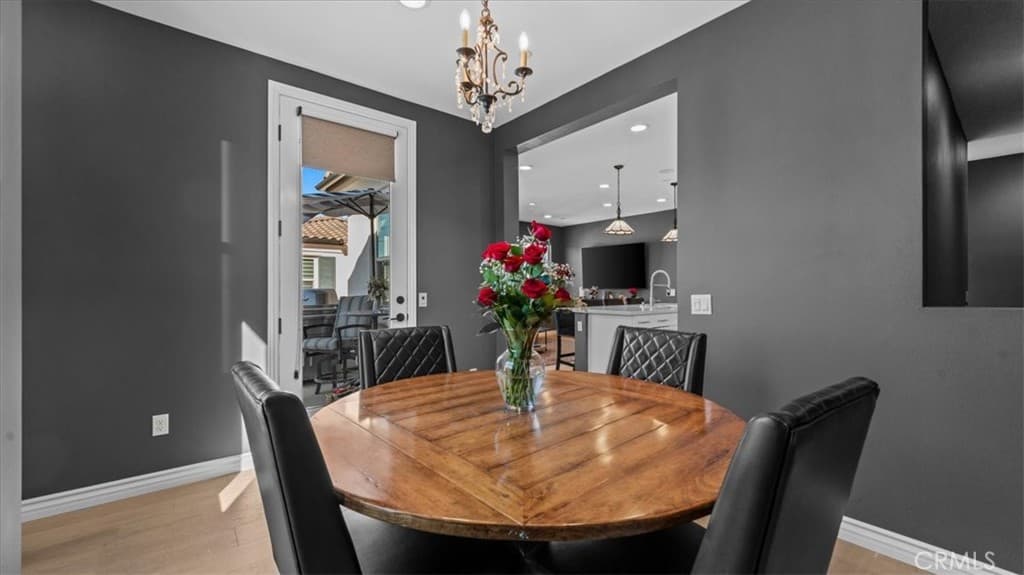 Townhouse at 102 Fayette Court, Claremont — photo 9 of 12