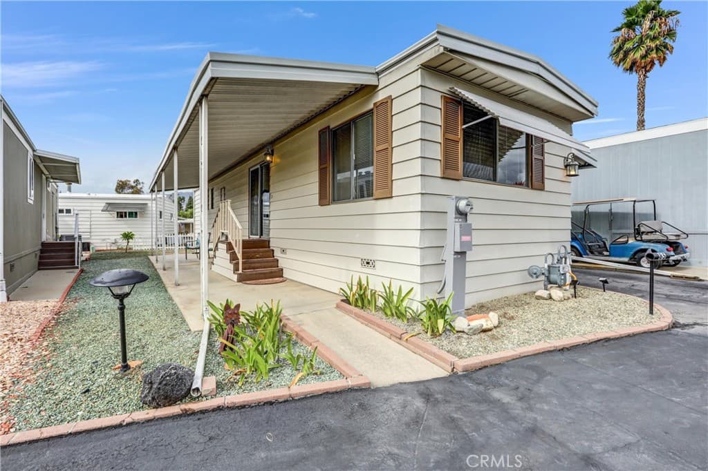 Home at 840 Foothill Vista MHP 85, Azusa — photo 3 of 12