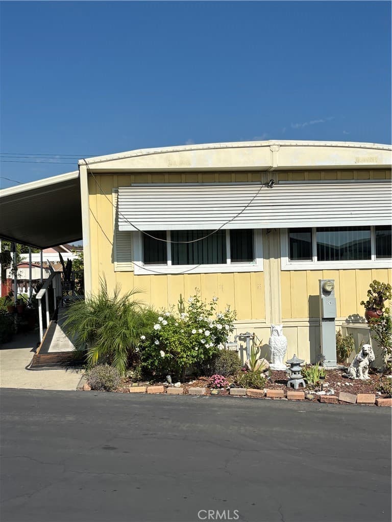 Home at 301 E Foothill Boulevard 24, Pomona — photo 2 of 12