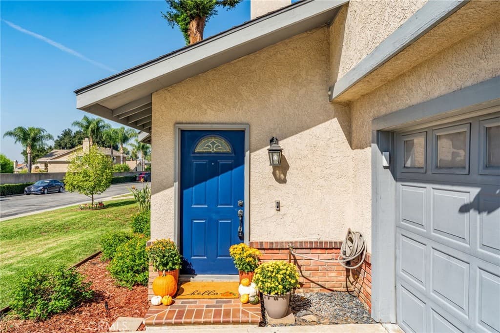 Home at 629 Damien Avenue, La Verne — photo 4 of 12