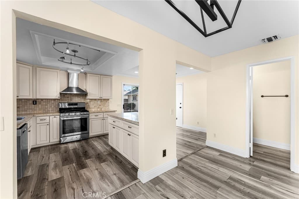 Home at 629 Damien Avenue, La Verne — photo 8 of 12