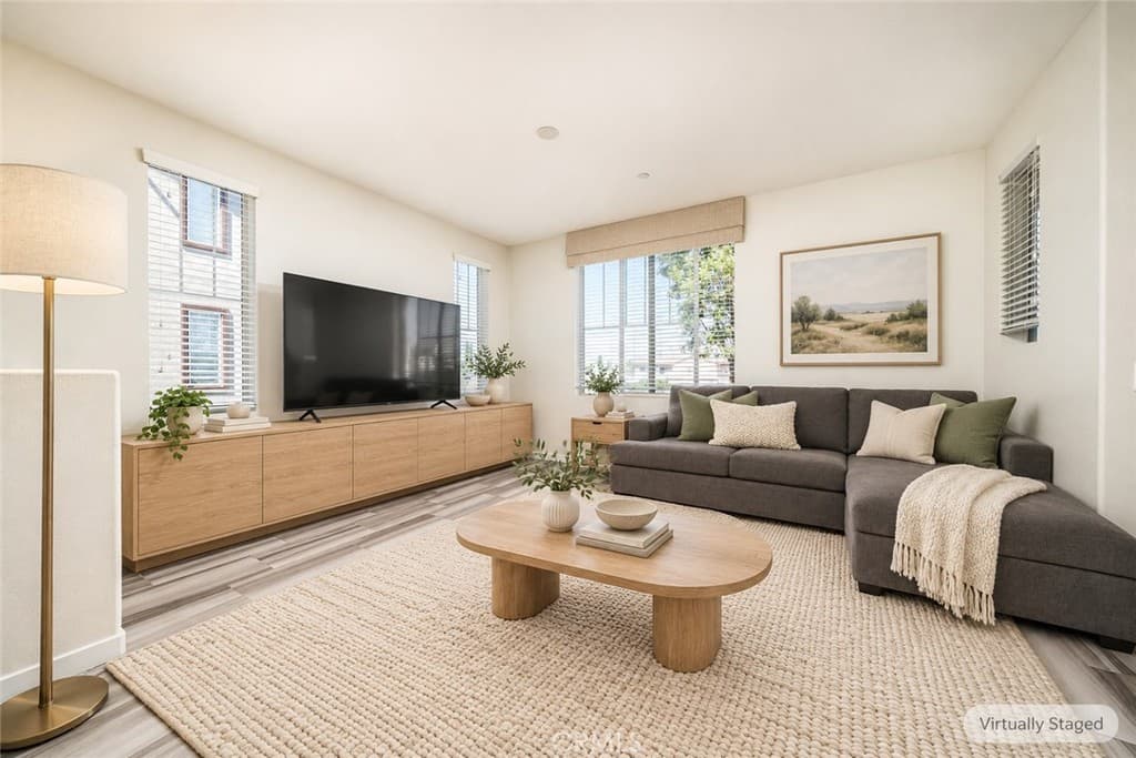 Townhouse at 709 S Azusa Avenue B, Azusa — photo 2 of 12