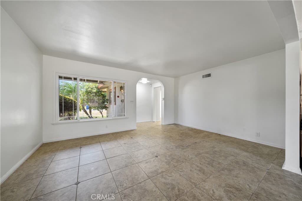 Home at 525 S Gretta Avenue, West Covina — photo 10 of 12