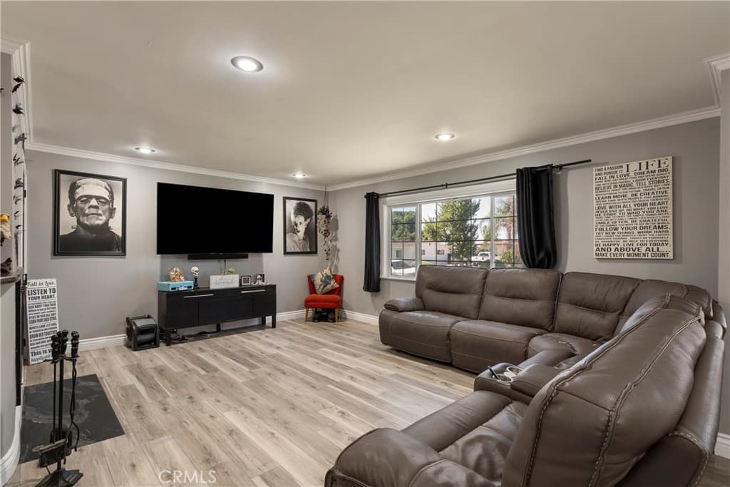 Home at 630 Carleton, Claremont — photo 4 of 12