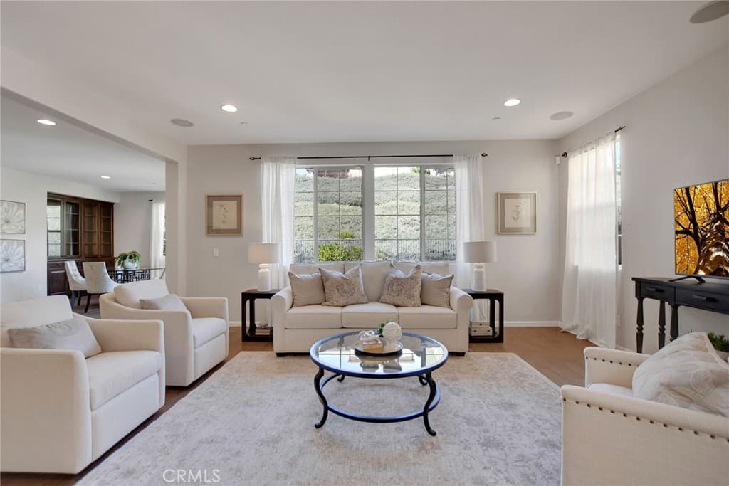 Home at 885 E Manresa Drive, Azusa — photo 12 of 12