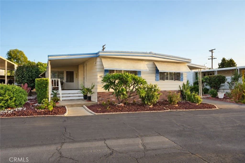 Home at 840 E Foothill Boulevard 142, Azusa — photo 1 of 12