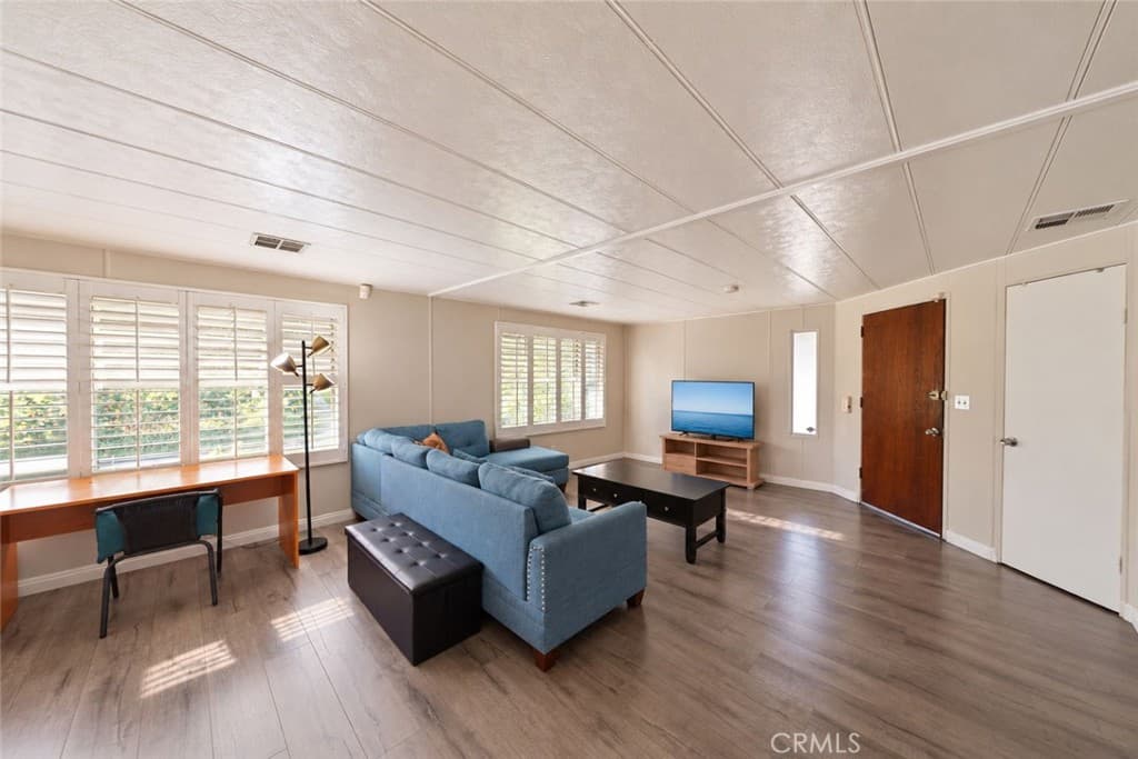 Home at 840 E Foothill Boulevard 142, Azusa — photo 5 of 12