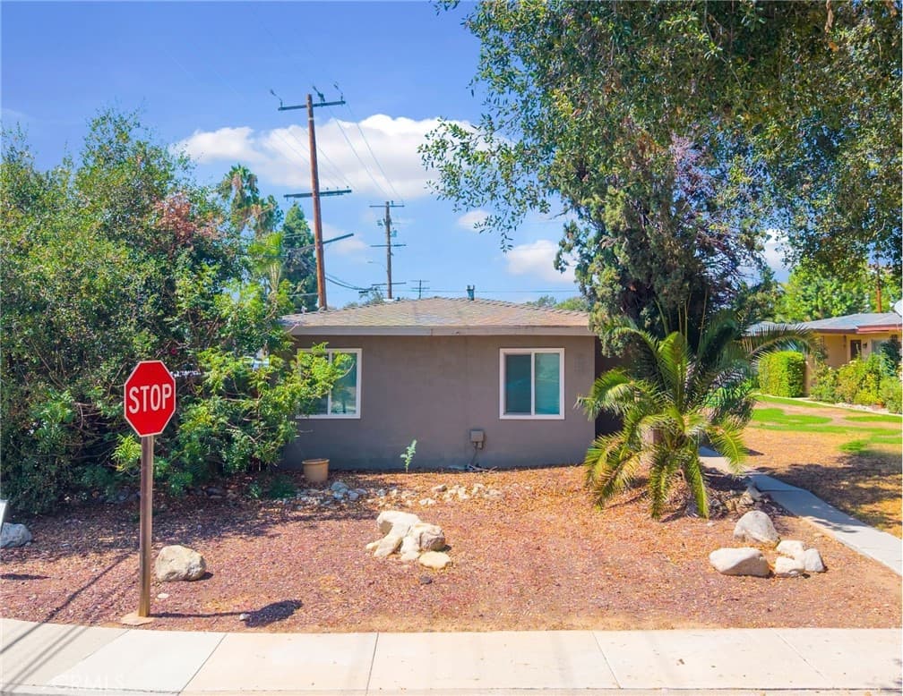 Multi-Family at 195 El Camino Way, Claremont — photo 8 of 12