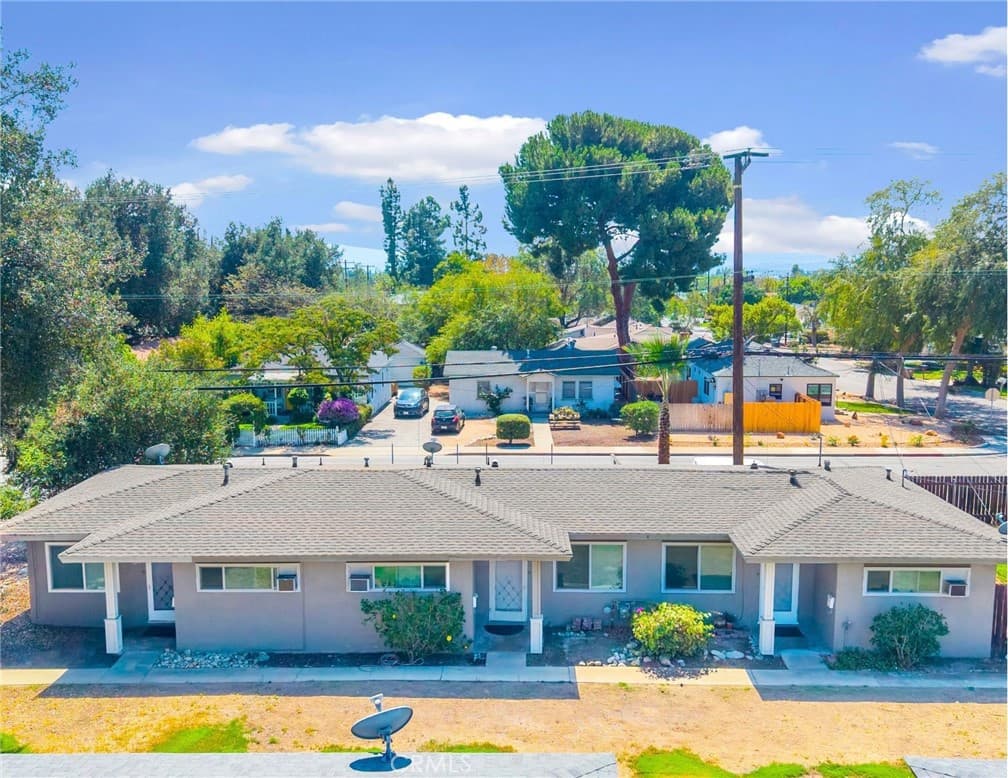 Multi-Family at 195 El Camino Way, Claremont — photo 1 of 12