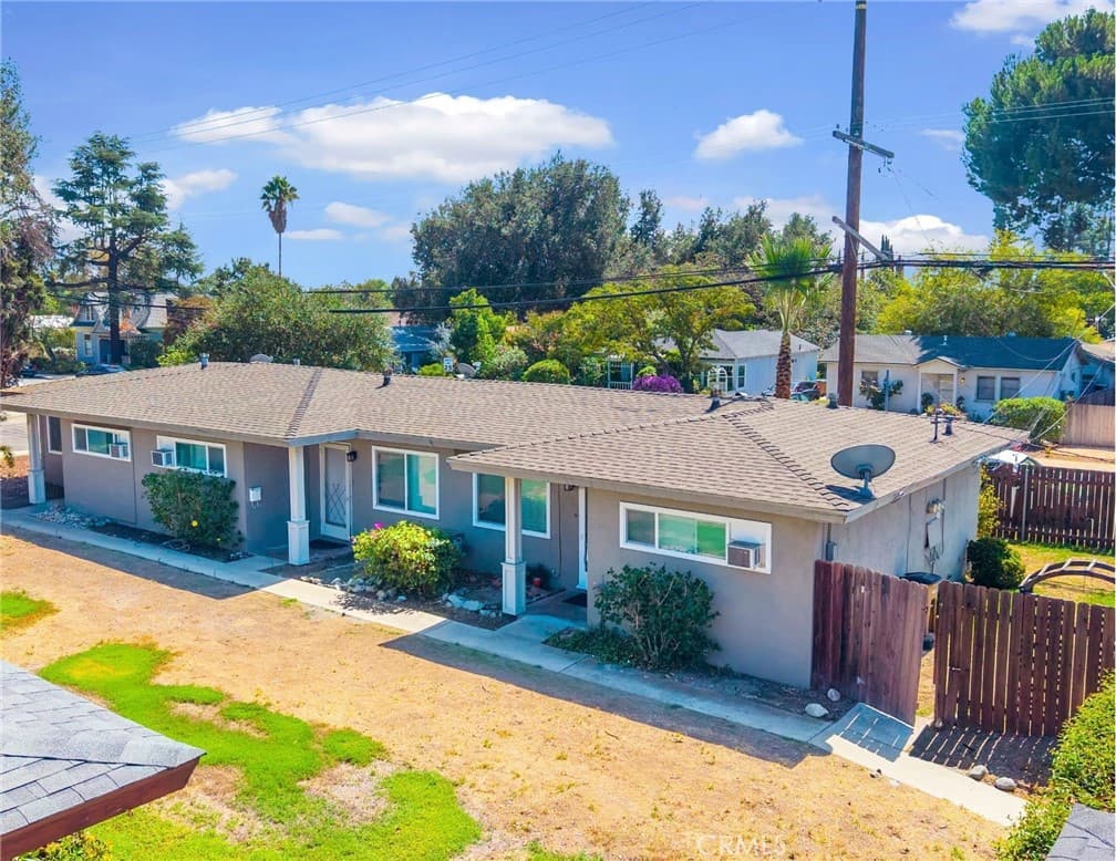 Multi-Family at 195 El Camino Way, Claremont — photo 2 of 12