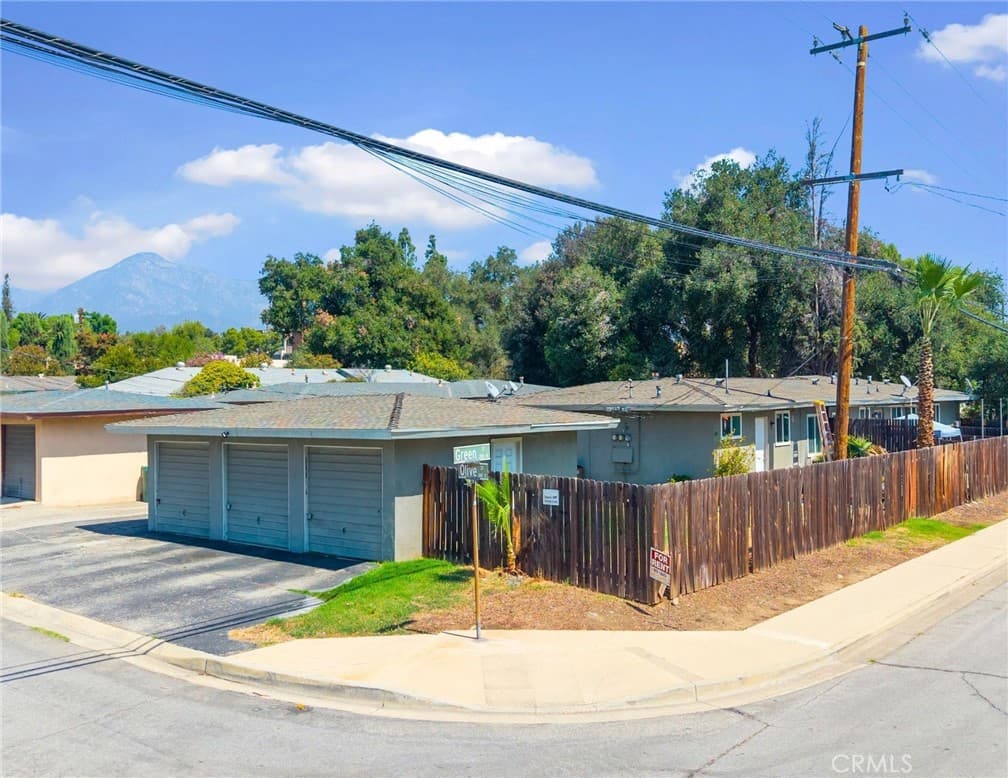 Multi-Family at 195 El Camino Way, Claremont — photo 5 of 12
