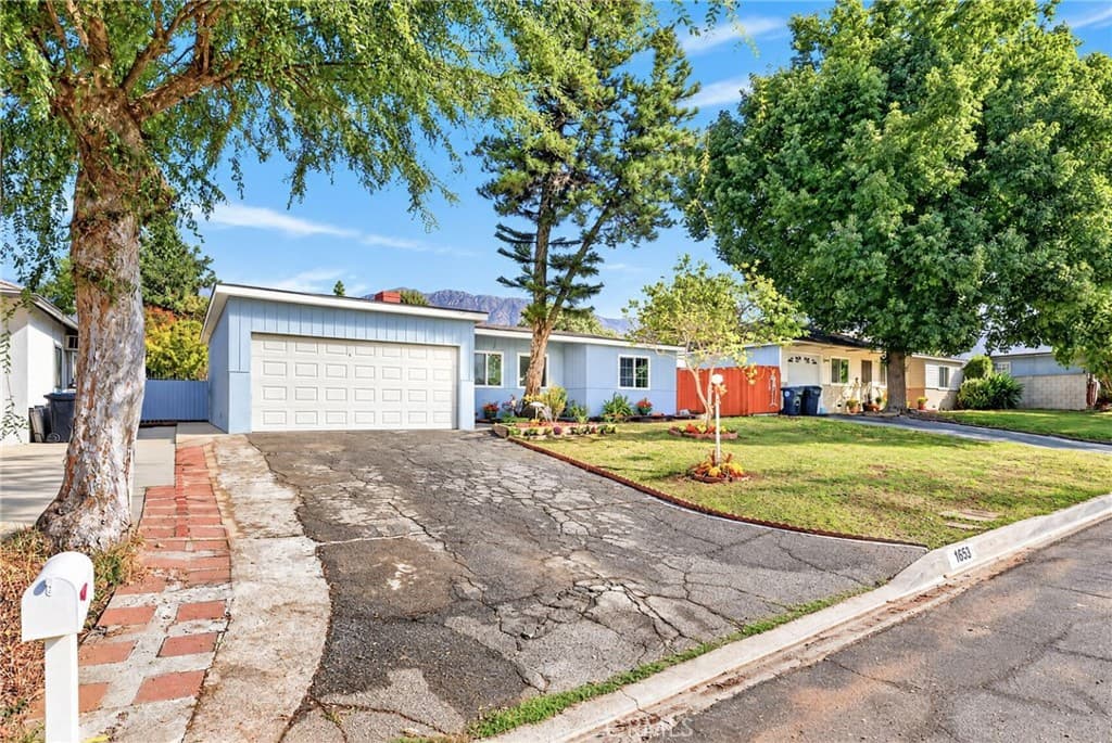 Home at 1535 3rd, Duarte — photo 4 of 12