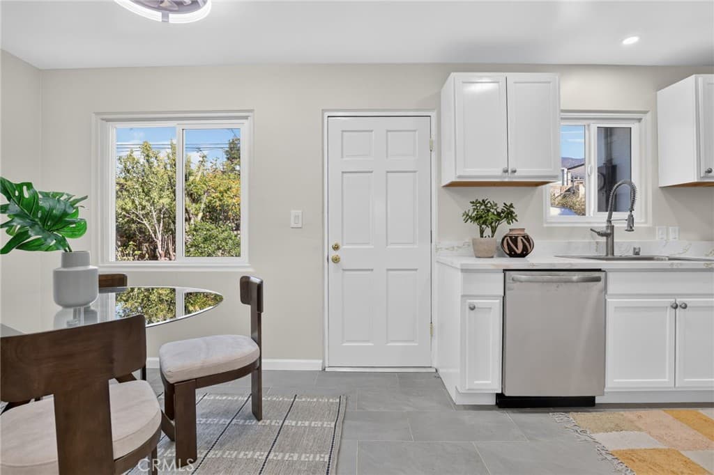 Home at 1535 3rd, Duarte — photo 10 of 12