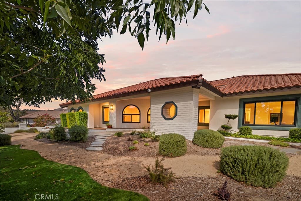 Home at 831 Pomello, Claremont — photo 1 of 12