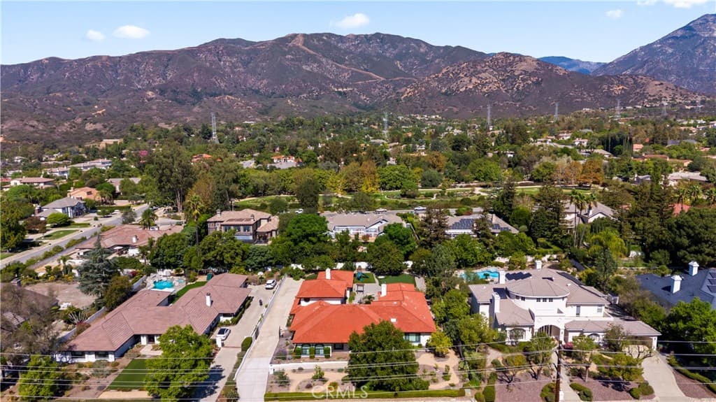 Home at 831 Pomello, Claremont — photo 6 of 12